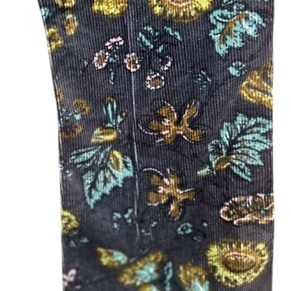 Anthropologie Pilcro The Icon Corduroy Flare Low-Rise Jeans Pants Floral Size 23 - Picture 8 of 15